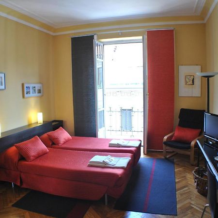Alma Clara B&B トリノ エクステリア 写真